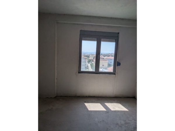 Tirane, shitet apartament 2+1+Ballkon Kati 4, 113 m² 105.000 € (Azem Galica,Babrru)