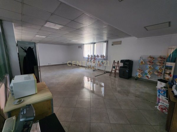 Tirane, shes zyre , 225 m² 715.000 € (Ish Blloku)