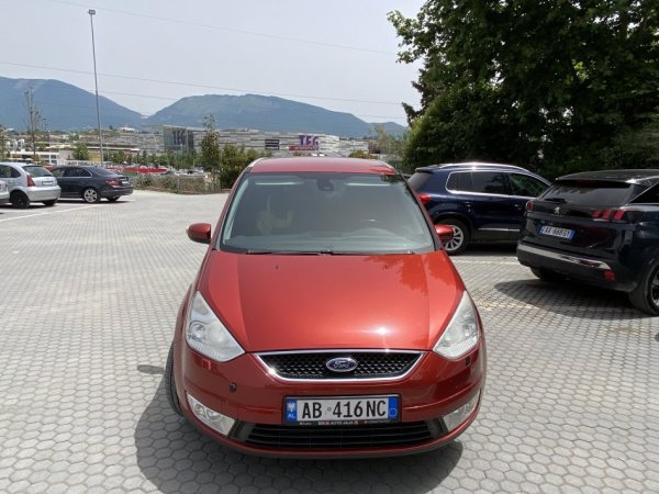 OKAZZIION I SHPEJTE Ford Galaxy 2.0 tdi automat viti 2010 4800€i disk
