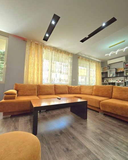 Tirane, shitet apartament 2+1 , 116 m² 175.000 € (Kopshti Zoologjik)