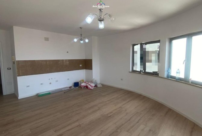 Tirane, shitet apartament 1+1 Kati 5, 76 m² 155.000 € (Zogi u Zi)
