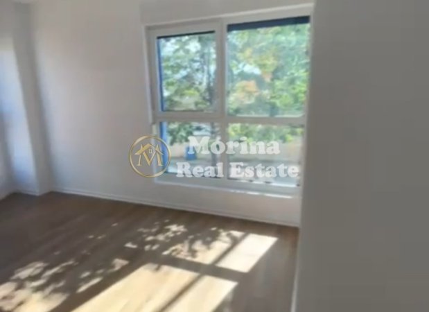 Tirane, jepet me qera apartament 2+1 Kati 1, 76 m² 450 € (Ali Demi)