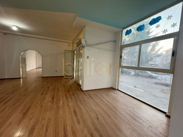 Tirane, shitet ambjent biznesi Kati 0, 139 m² 278 000 € (Rruga Teodor Keko, Tirana, Albania)