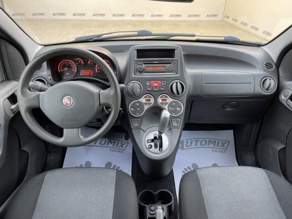 Tirane, shes makine Fiat panda Viti 2011, 5.200 Euro