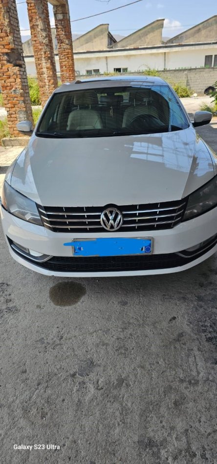 Tirane, shitet Wolkswagen Passat