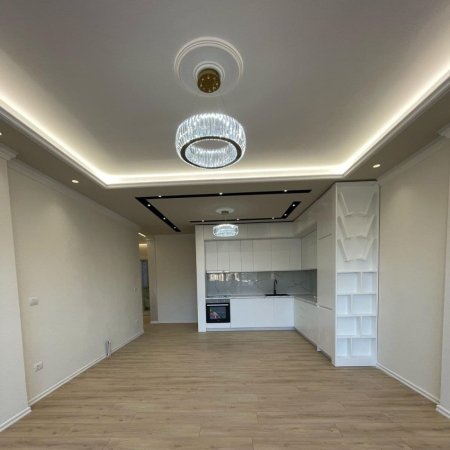 Tirane, shitet apartament 3+1 , 129 m² 205.000 € (Kopshti Botanik)