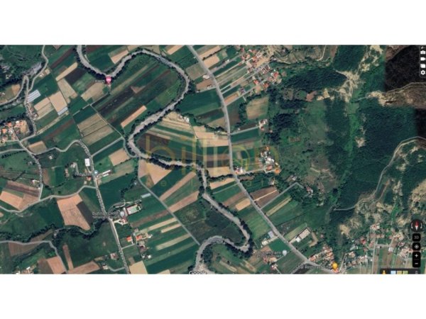 Tirane, shitet toke , 3.500 m² 175.000 € (BALDUSHK, Tirana, Albania)