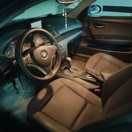 Tirane, shes  Bmw seria1 Nafte, kambio automat , 197.000 km , 4.300 € i diskutueshem