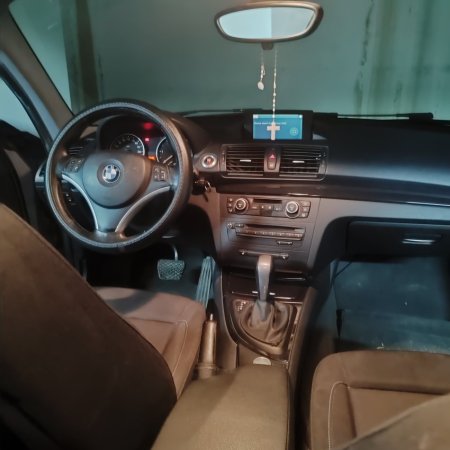 Tirane, shes  Bmw seria1 Nafte, kambio automat , 197.000 km , 4.300 € i diskutueshem