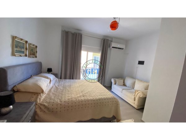 Durres, shitet apartament 2+1+Ballkon Kati 3, 120 m² 120.000 € (Shkembi i Kavajes)
