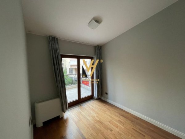 Tirane, jepet me qera Vile 3 Katshe Kati 0, 540 m² 3.800 € (KOMUNA E PARISIT)