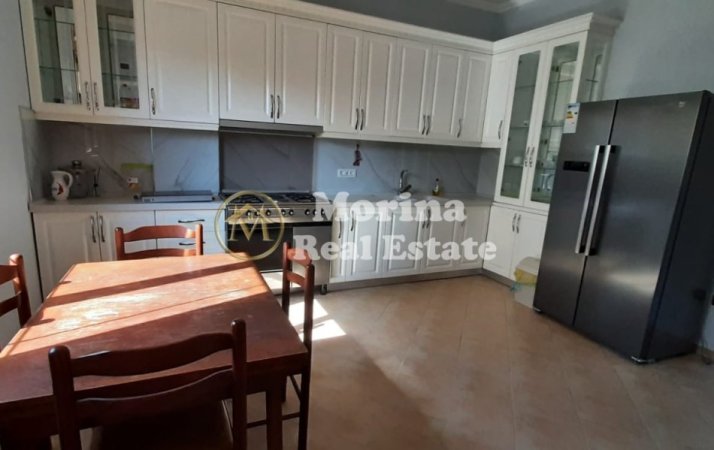 Tirane, jepet me qera apartament 3 Katshe Kati 3, 500 m² 1.500 € (Tegu)