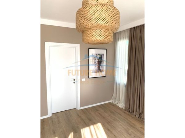 Tirane, shes apartament 2+1+Ballkon Kati 2, 105 m² 235.000 € (Frosina Plaku)
