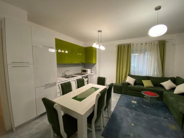 Tirane, shitet apartament 1+1 Kati 7, 65 m² 127.000 € (Liqeni i Thate)