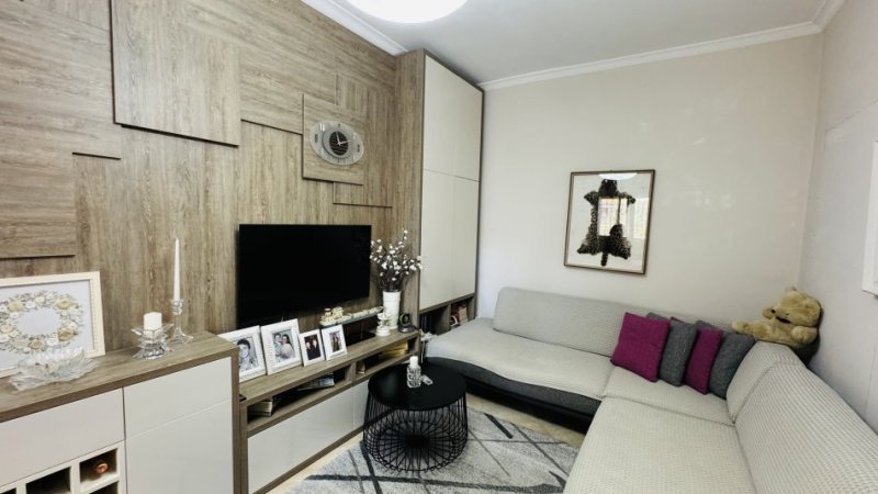 Tirane, shitet apartament 1+1 Kati 0, 49 m² 83.300 € (Rruga Albanopoli)
