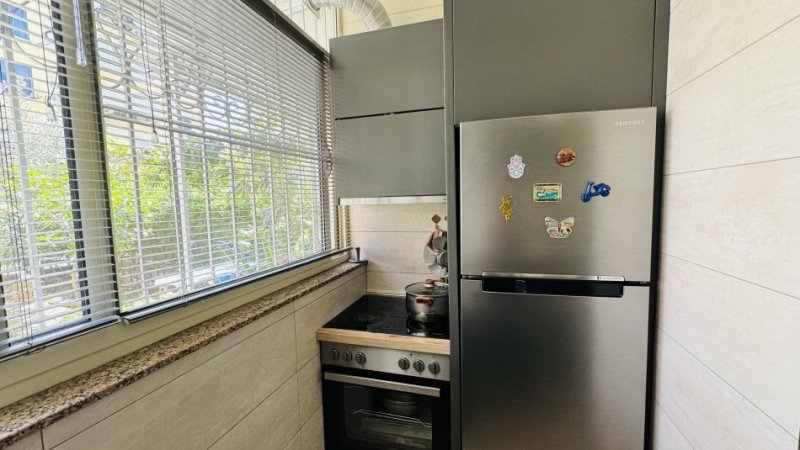 Tirane, shitet apartament 1+1 Kati 0, 49 m² 83.300 € (Rruga Albanopoli)