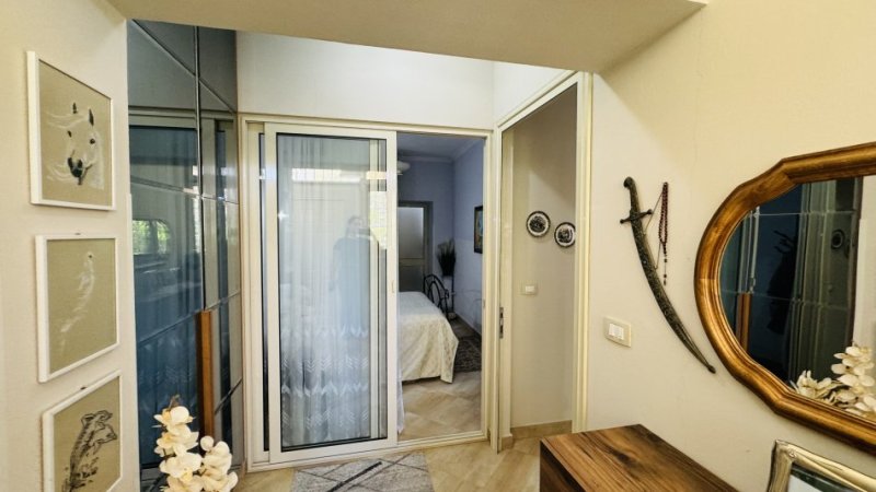 Tirane, shitet apartament 1+1 Kati 0, 49 m² 83.300 € (Rruga Albanopoli)