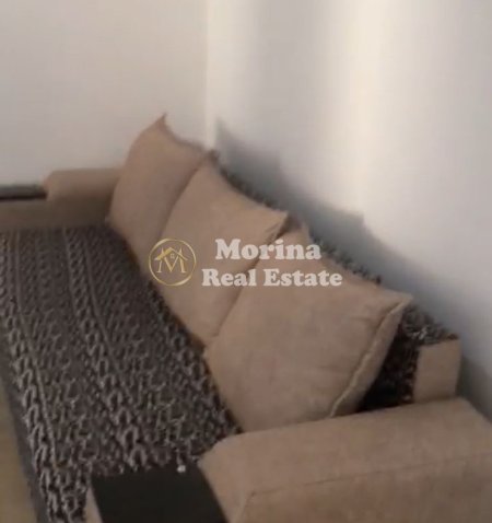 Tirane, jepet me qera apartament 1+1 Kati 1, 90 m² 500 € (Rruga Qemal Stafa)