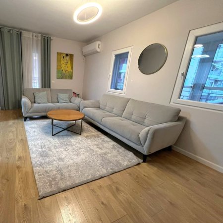 Tirane, shitet apartament 3+1 , 153 m² 229.000 € (Fusha e Aviacionit)