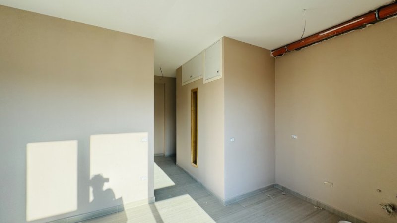 Tirane, shitet apartament 1+1+Ballkon Kati 5, 53 m² 116.600 € (Liqeni i Thate)