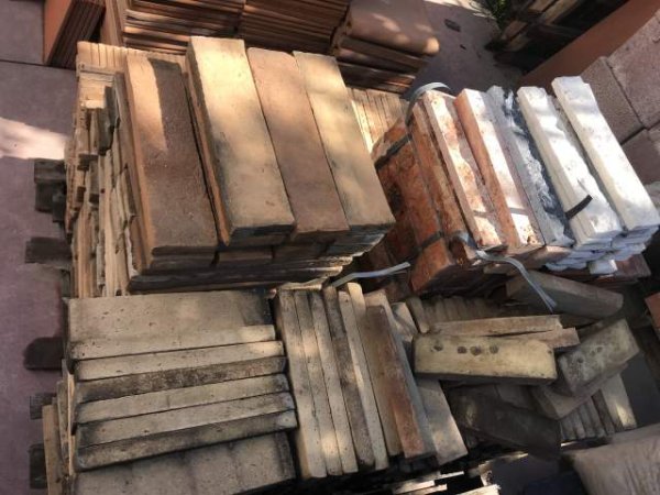 Tirane, shes Tulla xhami per ndarje ambjentesh,oxhaqe 100 Leke