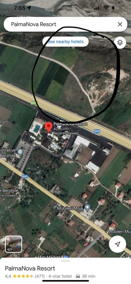 Tirane, shes toke 1.600 m²