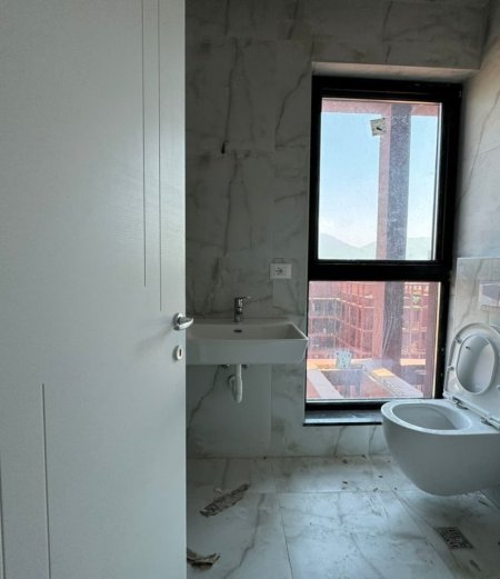 Tirane, shitet apartament 2+1 , 114 m² 251.000 € (Garden Building)