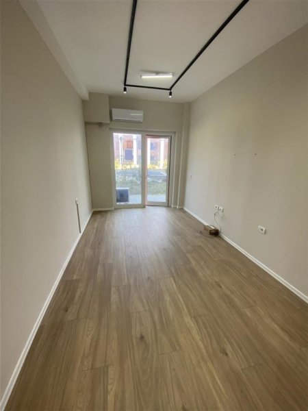 Tirane, jepet me qera garsoniere e mobiluar kati 0, 29 m² 340 € (rruga Pasho Hysa, kompleksi Mangalem 21, Alidem) nga person privat