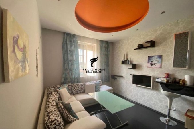 Tirane, shitet apartament 2+1+Ballkon Kati 3, 82 m² 175.000 € (RRUGA E DURRESIT)