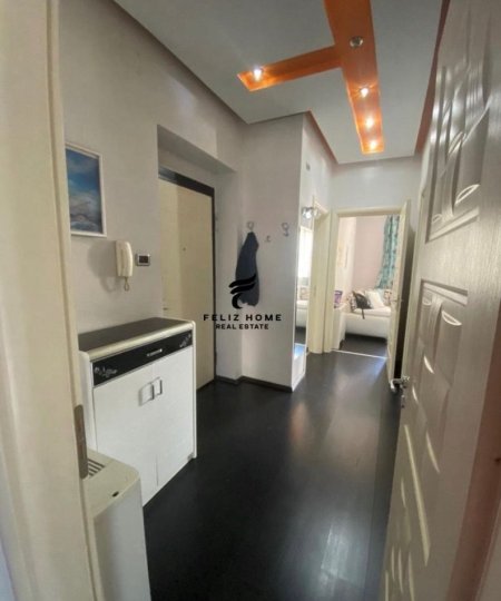 Tirane, shitet apartament 2+1+Ballkon Kati 3, 82 m² 175.000 € (RRUGA E DURRESIT)