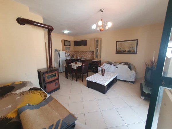 SHITET: APARTAMENT PENTHOUSE / zona: POGRADEC