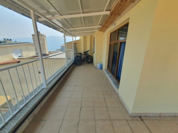 SHITET: APARTAMENT PENTHOUSE / zona: POGRADEC