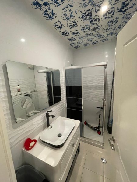 Tirane, shitet apartament 2+1+Ballkon Kati 4, 115 m² 220.000 € (Liqeni i Thate)