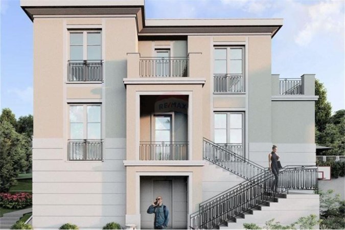 Tirane, shitet Vile 3 Katshe Kati 3, 710 m² (Vile Elitare me pishine ne shitje tek &quot;Collina Verde&quot;!)