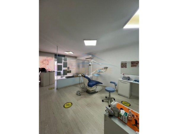 Tirane, shitet ambjent biznesi Kati 0, 55 m²
