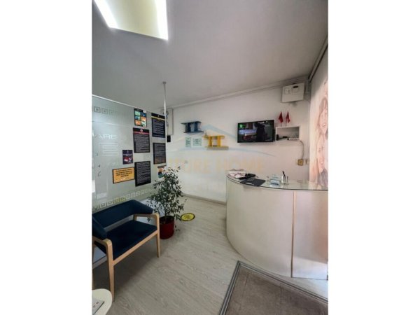 Tirane, shitet ambjent biznesi Kati 0, 55 m²