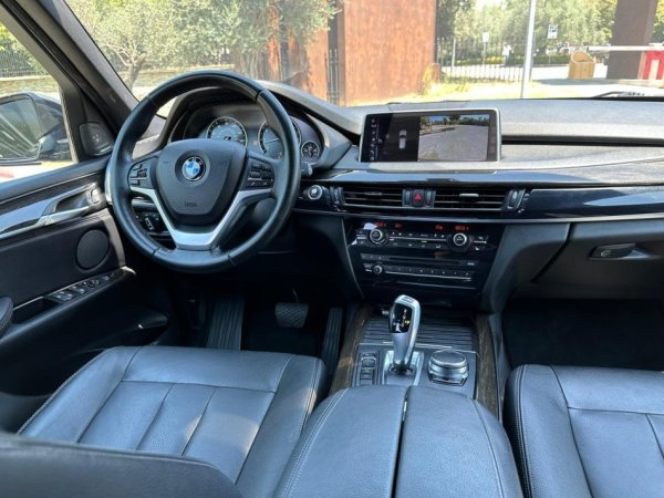 Tirane, shes SUV | Fuoristrad | Xhip BMW X5 FULL OPTION 3.5 BENZIN (2967 KUBIK PA TAKS LUKSI) Benzin, gri e erret automatik Klima