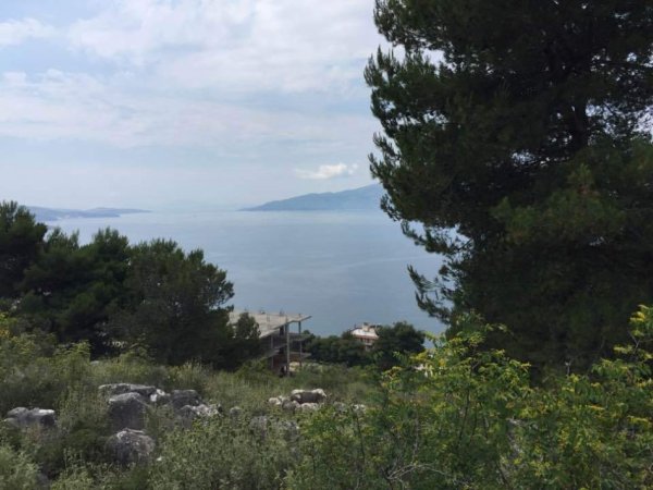 Sarande, shitet toke , 440 m² 110.000 €