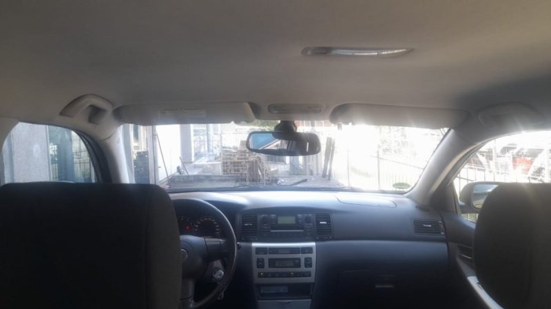 Tirane, shes makine Toyota corrolla Nafte, gri metalizato automatik Kondicioner 4.900 €