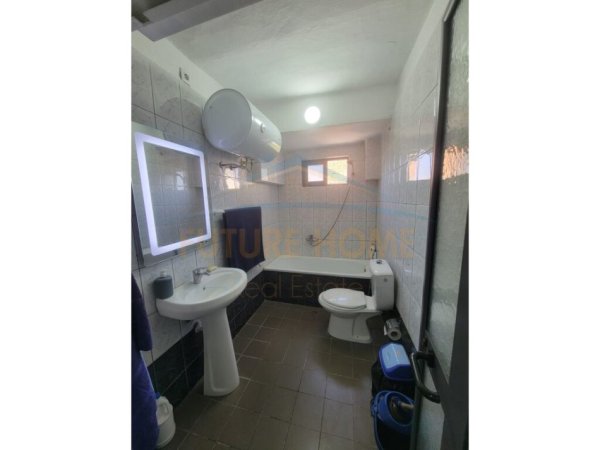 Tirane, shitet apartament 1+1 Kati 4, 49 m² 85.000 € (Kongresi i Manastirit)