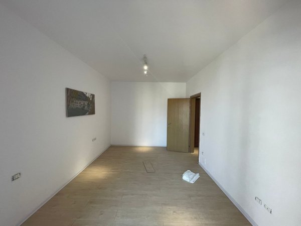 Tirane, shitet apartament 1+1+Ballkon Kati 2, 75 m² 97.500 € (Astir)