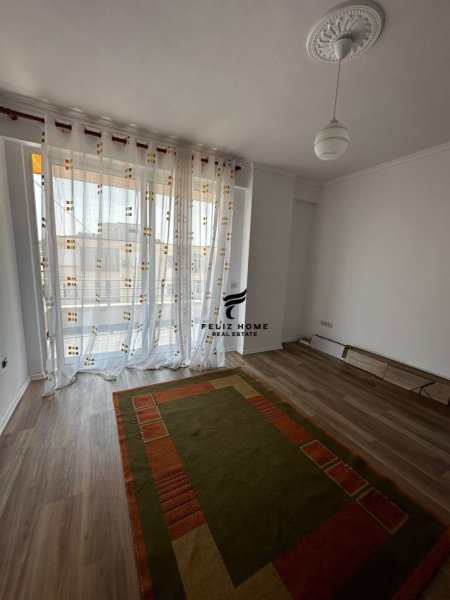 Tirane, shitet apartament 1+1 Kati 9, 40 m² 50.000 € (ASTIR)