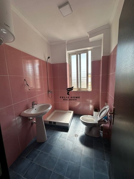 Tirane, shitet apartament 1+1 Kati 9, 40 m² 50.000 € (ASTIR)