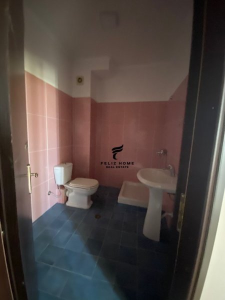 Tirane, shitet apartament 1+1 Kati 9, 65 m² 80.000 € (ASTIR)