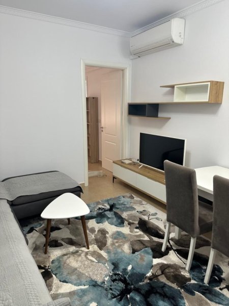 Tirane, jepet me qera apartament 2+1+Ballkon Kati 4, 78 m² 450 € (ASTIR)