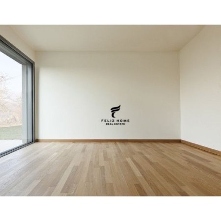 Tirane, shitet dyqan Kati 0, 15 m² 40.000 € (ASTIR)