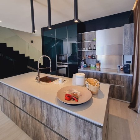 Dhermi - Palase, shitet Vile 3+1 , 230 m² (Green Coast Palase)