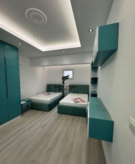 Tirane, jepet me qera apartament 2+1 Kati 2, 100 m² 500 € (SAUK)