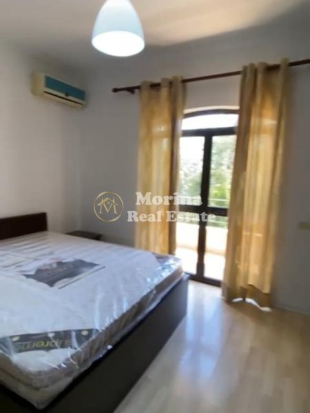 Tirane, jepet me qera shtepi 3+1 Kati 3, 131 m² 600 € (Siri Kodra)