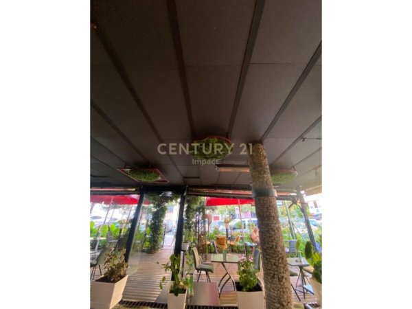 Tirane, shitet lokal Kati 0, 185 m² 260.000 € (PORCELANI)
